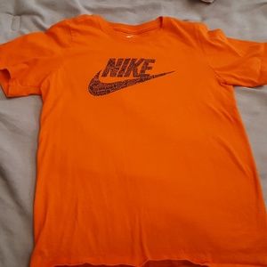 Boys nike shirt